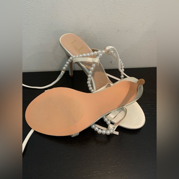 Bridal Pearl Ankle Wrap Heel - Picture 7 of 10